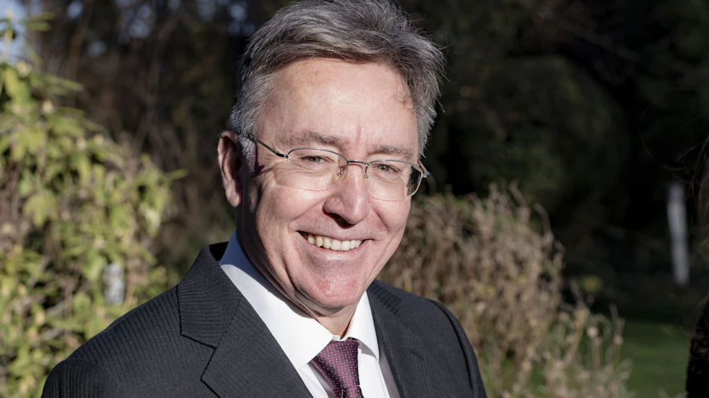 Ambasciatore Urs Bucher